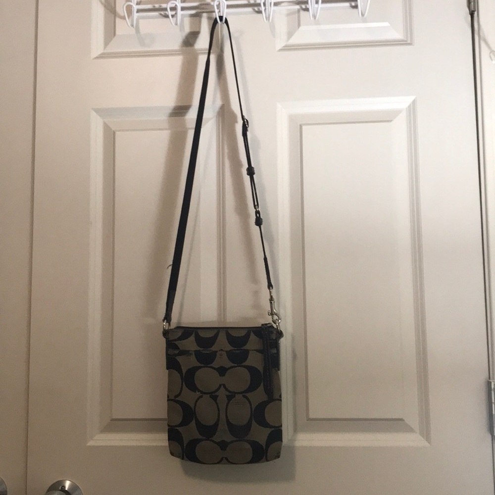 Coach bag - Picture 2 of 7